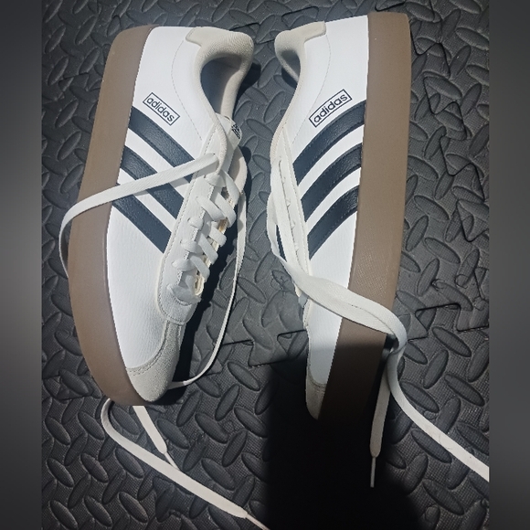 Adidas VL Court 3.0 Men Sneakers - Picture 6 of 13